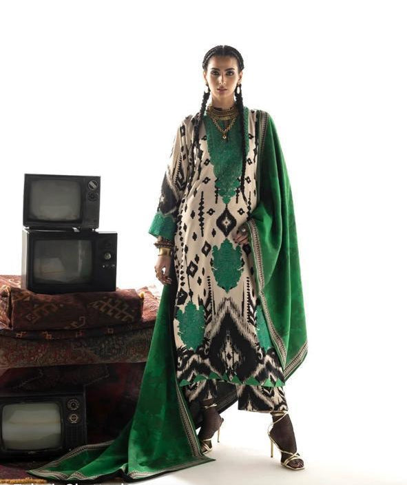 Zainab Chottani Premium Collection Z2