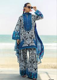 Zainab Chottani
