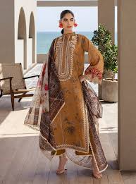 Zainab Chottani